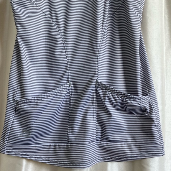 Performance tank w POCKETS.  Gray Wht stripe - Picture 4 of 14